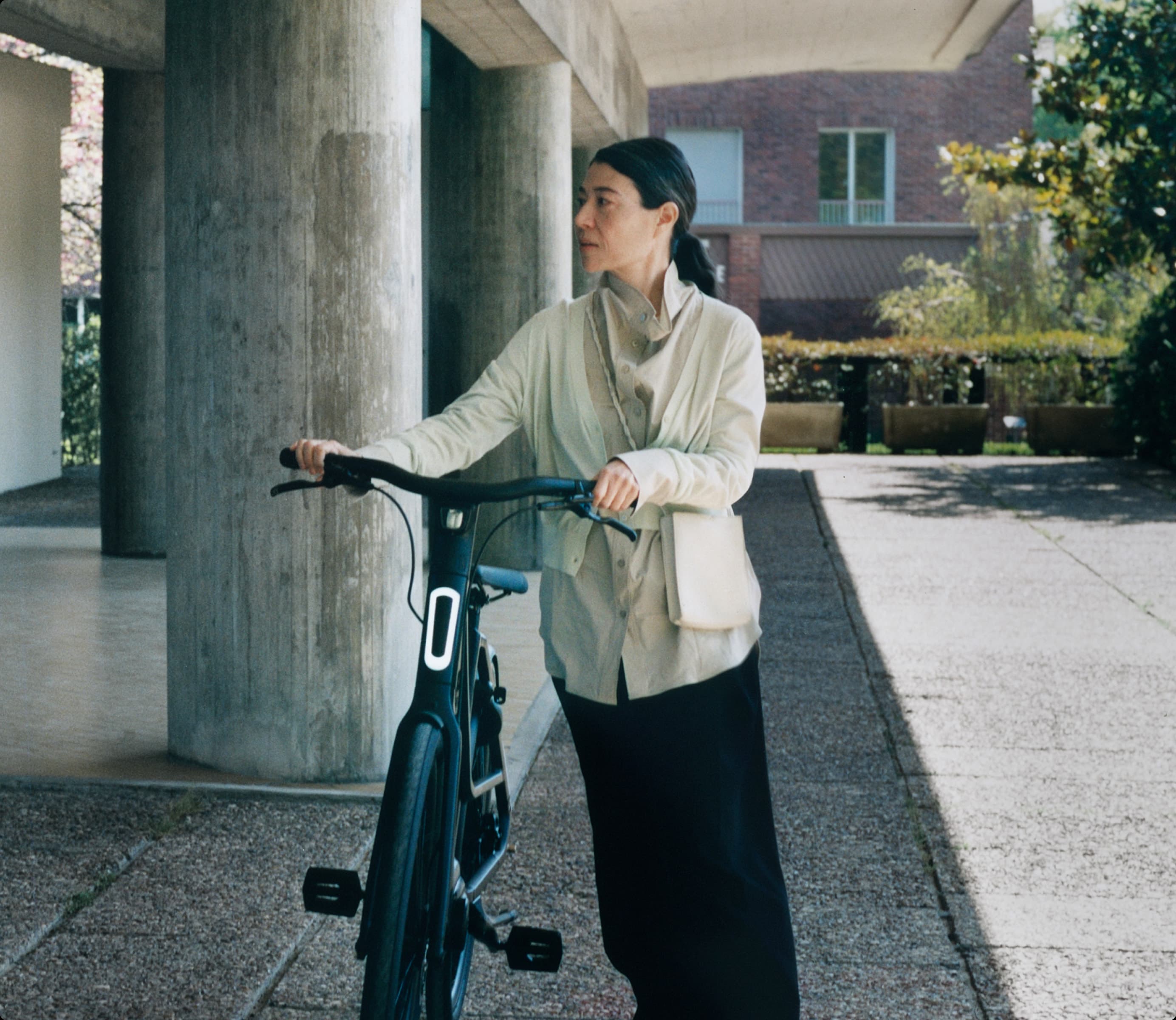 Image - Media - Card Grid - 28-inch Electric - 1