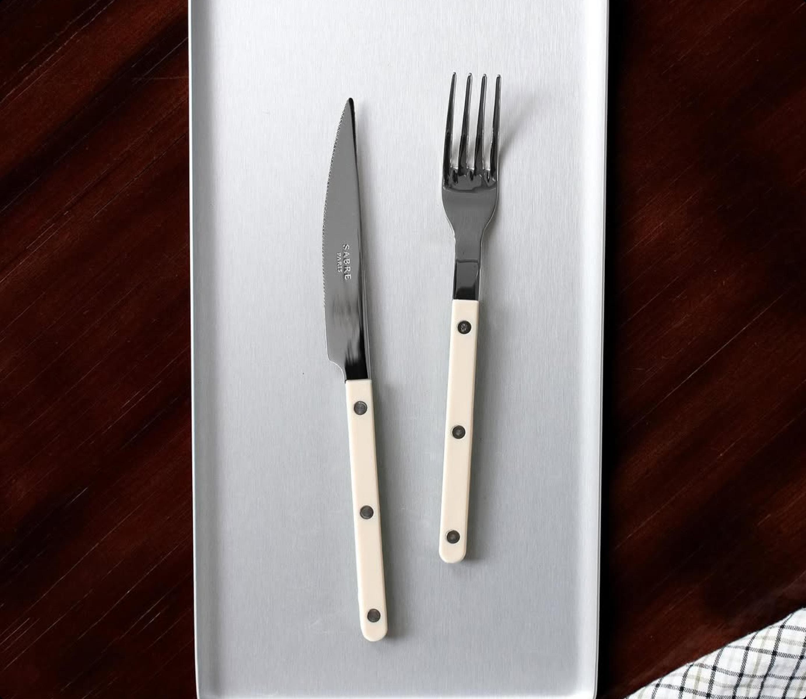 Image - Paris City guide - Card Grid (6) - Card (2)