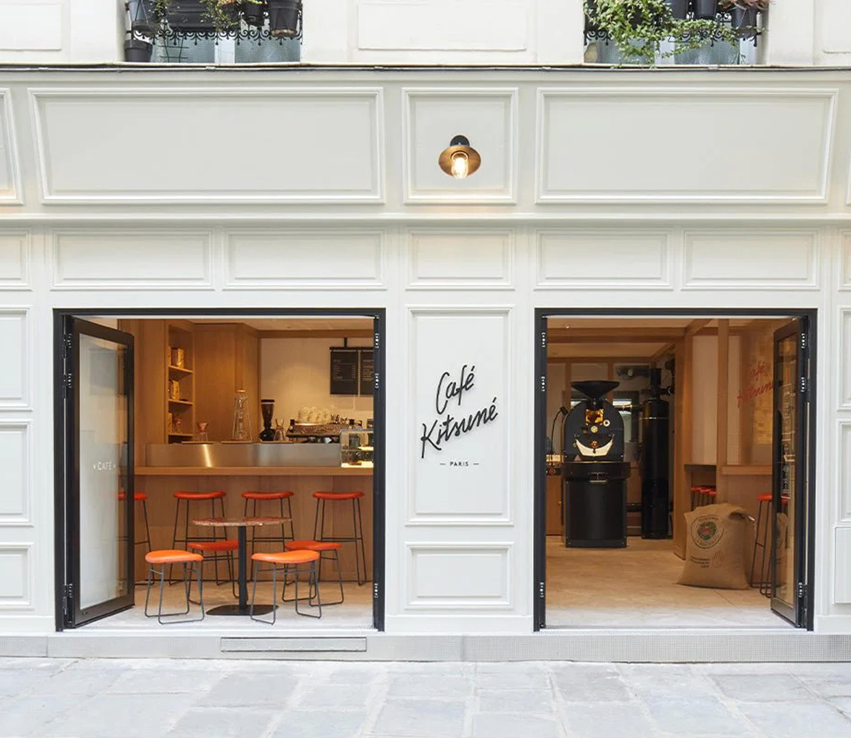 Image - Paris City guide - Card Grid (3) - Card (1)