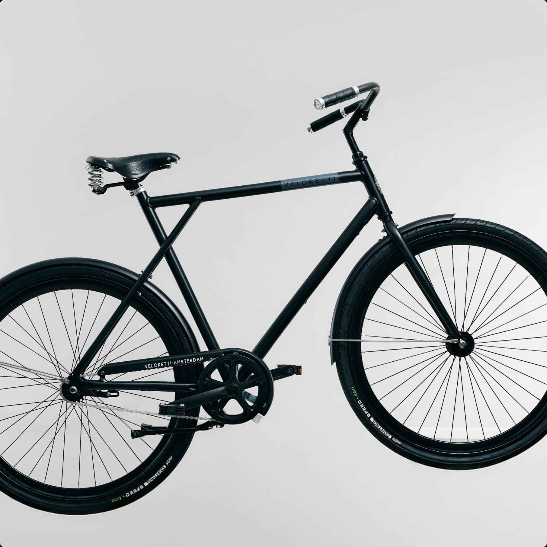 Image - PDP - City - Caféchaser step-over - Soft hues. Clear identity