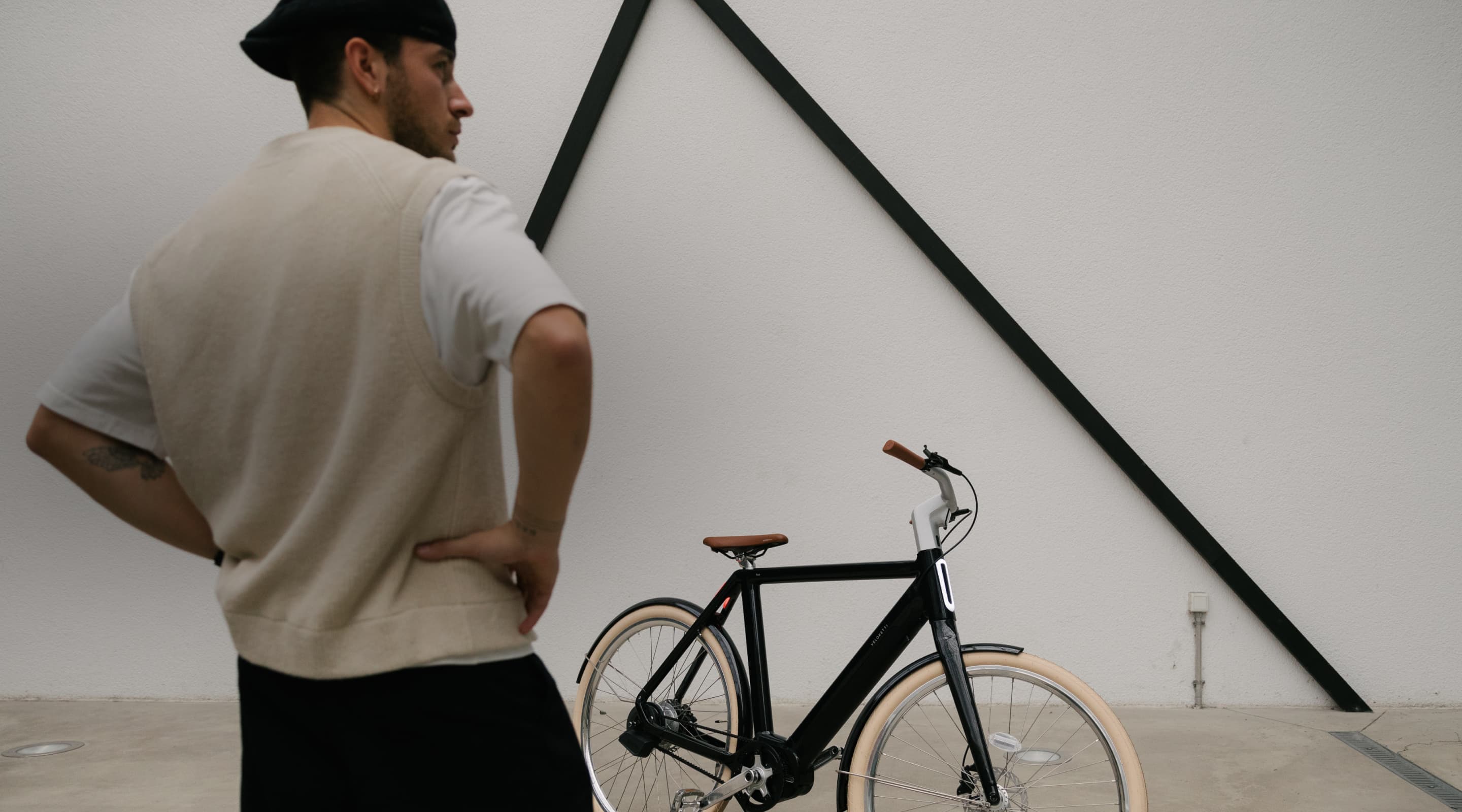 Image - Journal - A buyer's guide for beginners - Carousel Item (1 desktop)